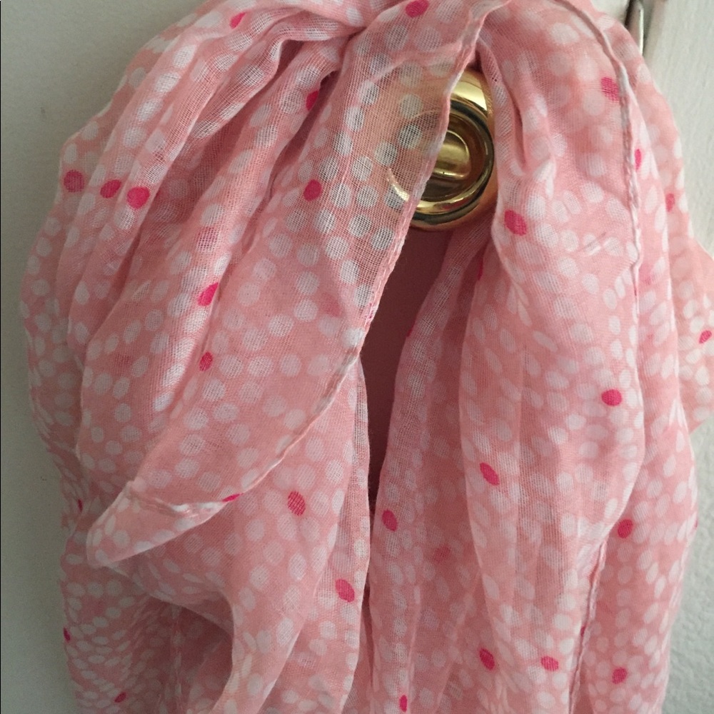 Pink daisy infinity scarf